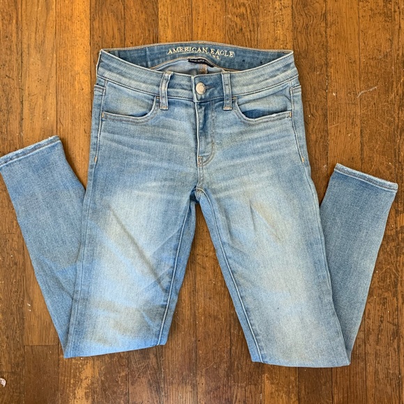 American Eagle Jeans - Picture 1 of 2